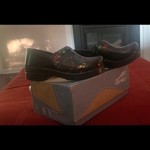 dansko size 38 us size